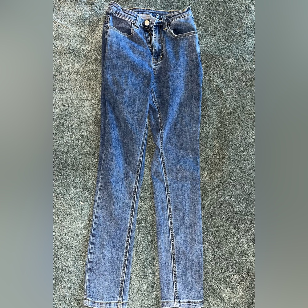 Skinny, blue jeans